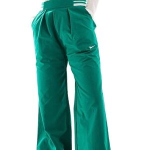 Nike Green Joggers with Relaxed Fit and Elastic Waistband